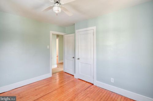 6 Evergreen Ln, Tavistock NJ 08033-1201 exterior