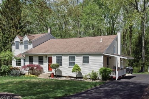 50 Lake Dr, Dover, NJ 07869-3408