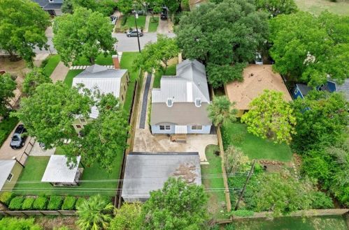 906 43rd St, Austin TX  78751-4405 exterior