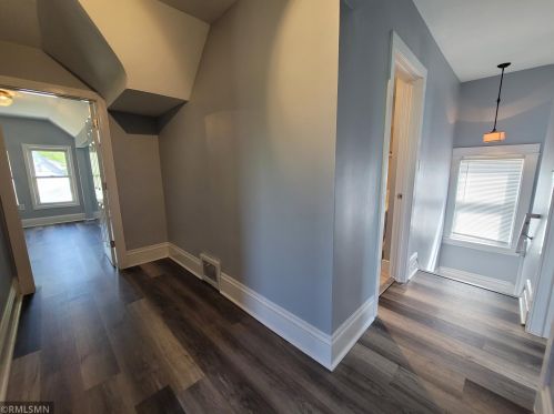 123 Hatch Ave, Saint Paul MN  55117-4940 exterior