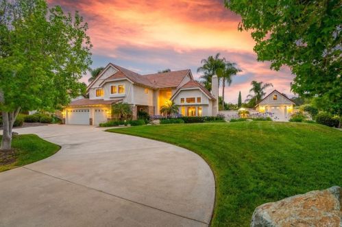 1011 Calle Anacapa, Encinitas, CA 92024-6605