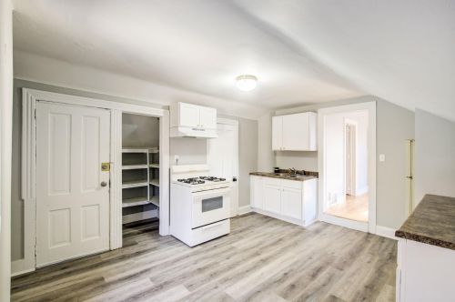 657 Bedford St, Saint Paul MN  55130-4512 exterior