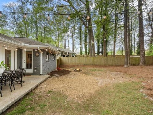 2140 Medfield Trl, Atlanta GA  30345-3010 exterior