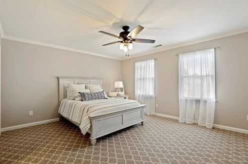 205 Embassy Ct, Atlanta GA  30328-4854 exterior