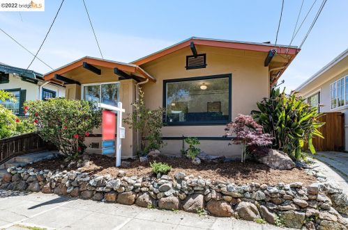 2411 Sacramento St, Berkeley, CA 94702-2129