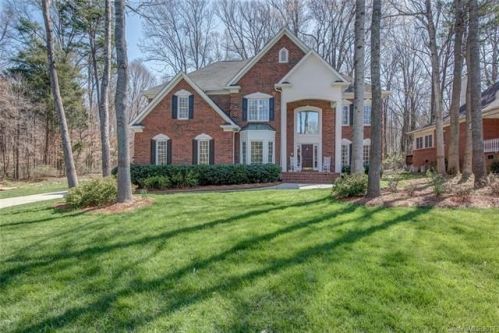 717 Hanna Woods, Cramerton, NC 28032-1647