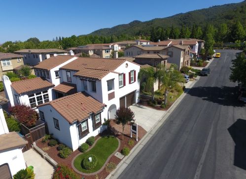 7646 Braid Ct, Gilroy, CA 95020-3051