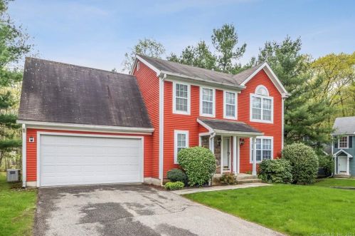 33 Indian Hill Rd, Upper Stepney, CT 06468-2863