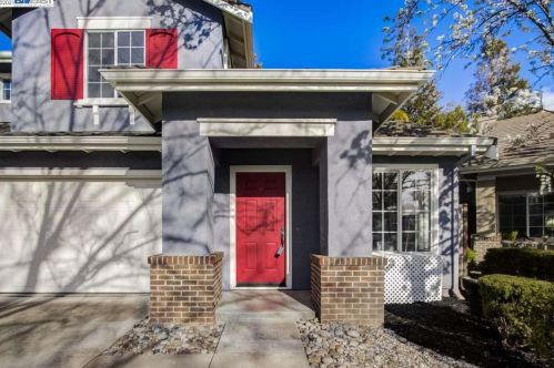 2080 Olivia Ct, Pleasanton, CA 94588-2696
