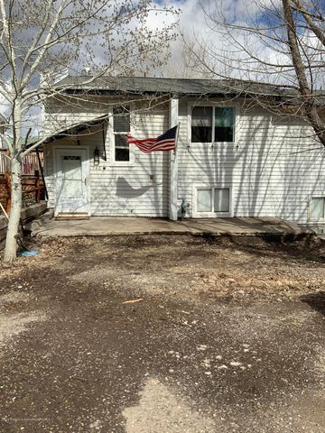 740 11th St, Meeker, CO 81641-3133
