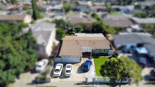 1602 Raymar St, Santa Ana CA 92703-4619 exterior