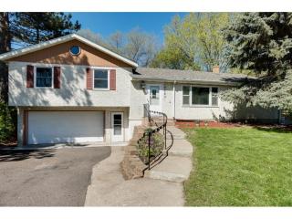 2263 Dellwood Ave, Saint Paul, MN 55113-4308
