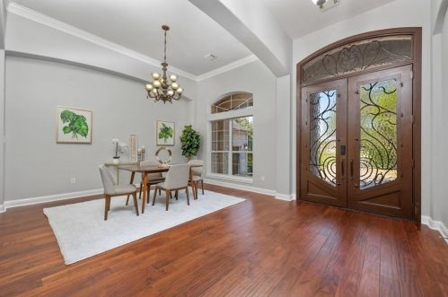 8009 Dark Vly Cv, Austin TX 78737-3520 exterior