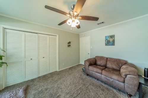 4128 Alicante Ave, Fort Worth TX  76133-5561 exterior