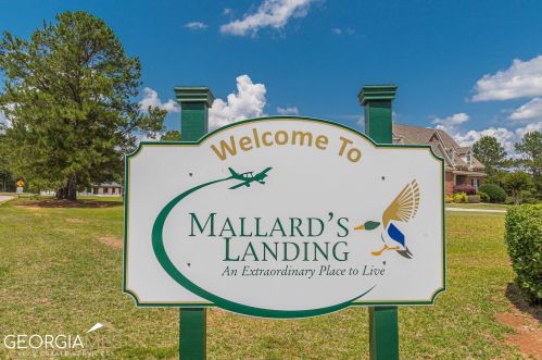 106 Teal Ct, Locust Grove, GA 30248-2413