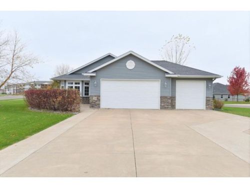 799 Taft St, Spectacle Lake, MN 55008-9359