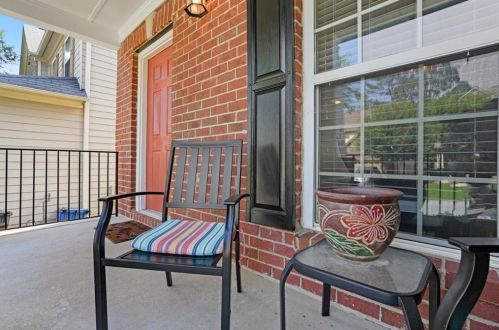 3845 Lake Sanctuary Way, Atlanta GA  30349-1898 exterior