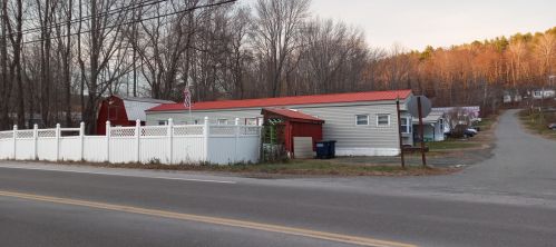 3 Daniels Dr, Enfield, NH 03748-3060
