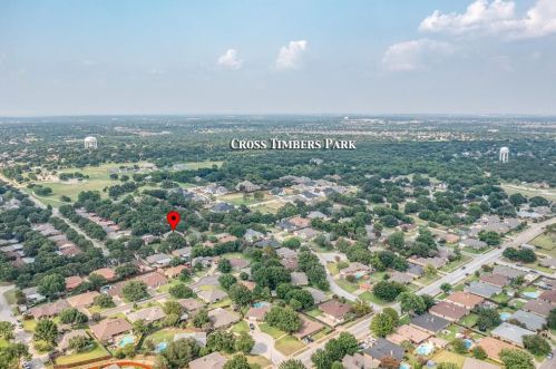7025 Lincoln Dr, Fort Worth TX  76182-7663 exterior