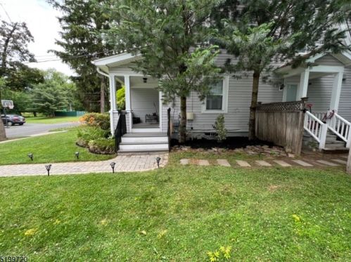 52 Marion Ave, Springfield, NJ 07081-1418