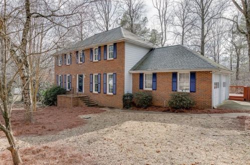 4631 Breakwater Way, Marietta, GA 30066-6711
