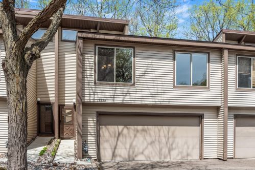 13735 Hemlock Ct, Saint Paul MN  55124-9581 exterior