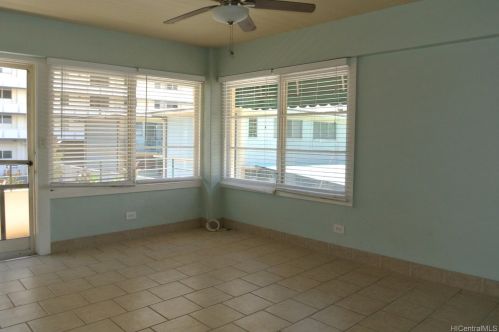 1880 Kahakai Dr, Honolulu, HI 96814-4823
