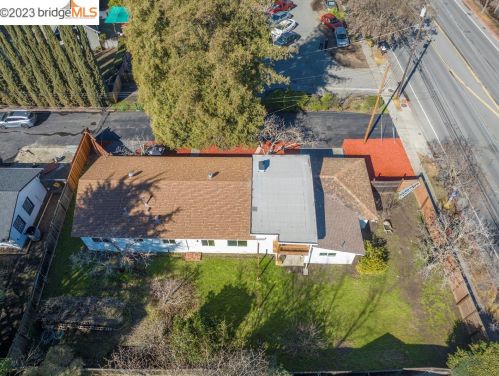 1005 Oak Grove Rd, Concord CA  94518-3004 exterior