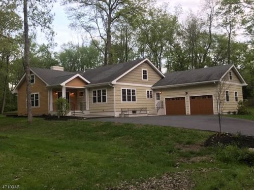 10 Tall Timbers Dr, Princeton, NJ 08540-4206