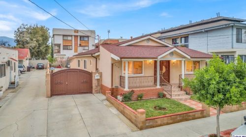 809 Lomita Ave, Glendale CA  91205-1820 exterior