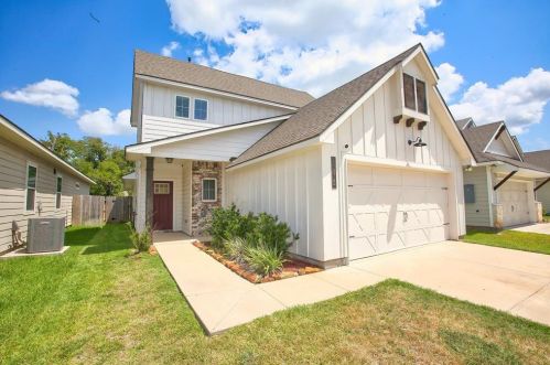 115 Austin St, Angleton TX  77515-4101 exterior