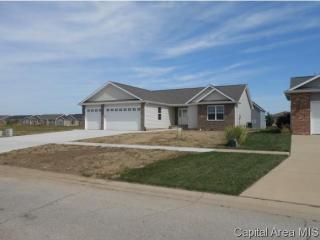 1804 Ptarmigan Dr, Chatham, IL 62629-5066