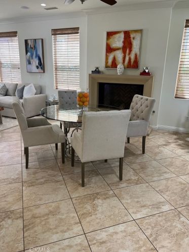 237 Mantle, Irvine CA  92618-1514 exterior