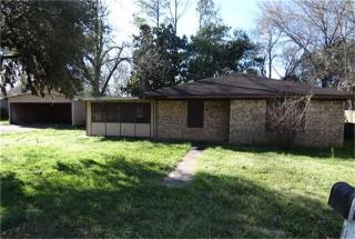 1111 Washington St, Columbus, TX 78934-2253