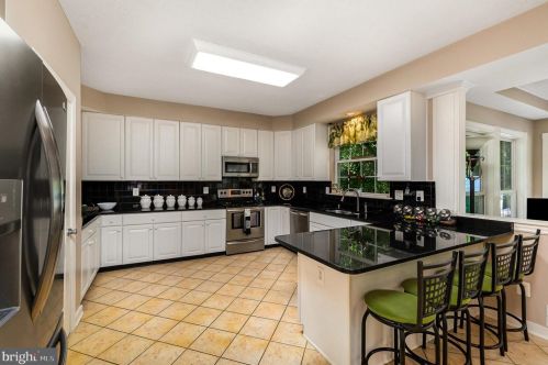 2318 Queensbury Dr, Fallston MD  21047-2928 exterior