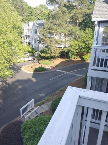 204 Gettysburg Pl, Atlanta GA  30350-3042 exterior