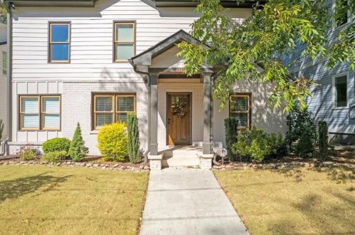 1118 Hawthorne St, Atlanta, GA 30307-2610