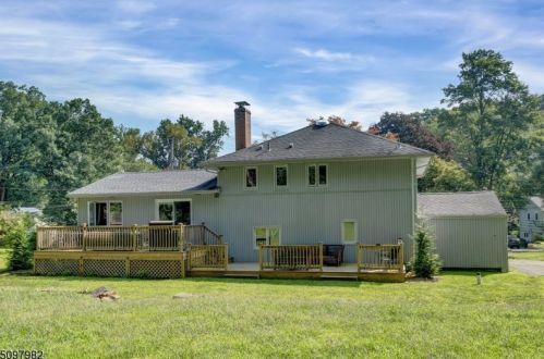 29 Lake Shore Dr, Dover NJ  07803-2942 exterior