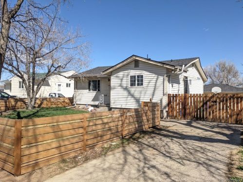 2865 Mexico Ave, Denver, CO 80219-4832