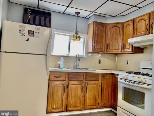 2232 Cantrell St, Philadelphia PA 19145-3307 exterior