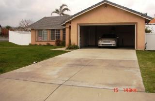 2492 Sunrise Dr, Rialto CA  92377-3686 exterior