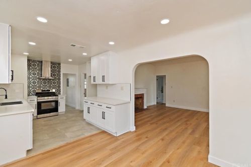 732 Verdugo Rd, Glendale CA  91208-2529 exterior