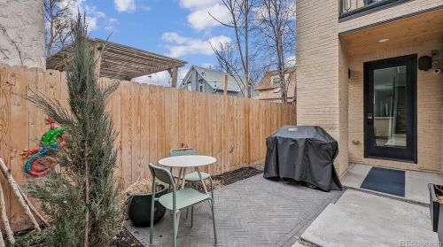 1877 Race St, Denver CO  80206-1115 exterior
