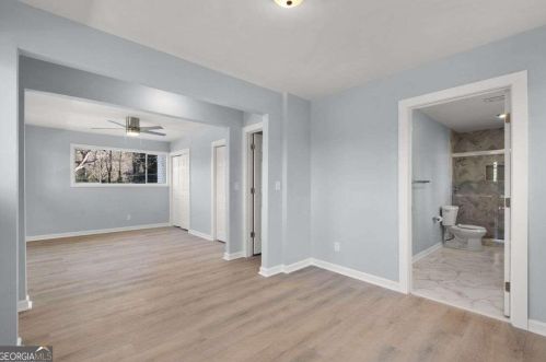 3225 Dogwood Dr, Atlanta GA  30344-3909 exterior