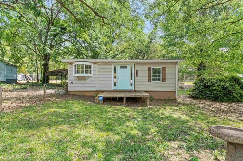 267 Poplar Cir, Lagrange, GA 30241-2537