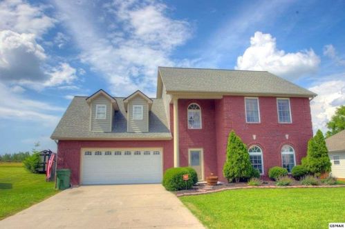8427 Mari Ben Ln, Corryton, TN 37721-3628