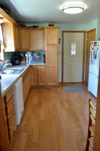 101 1st Ave, Browns Valley, MN 56219-9651