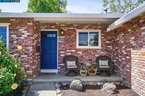 965 Duar Dr, Concord, CA 94518-3302