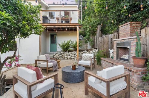 1520 Columbia Dr, Glendale CA  91205-3508 exterior