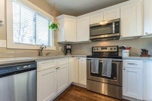 1275 Grape St, Denver CO 80220-5233 exterior